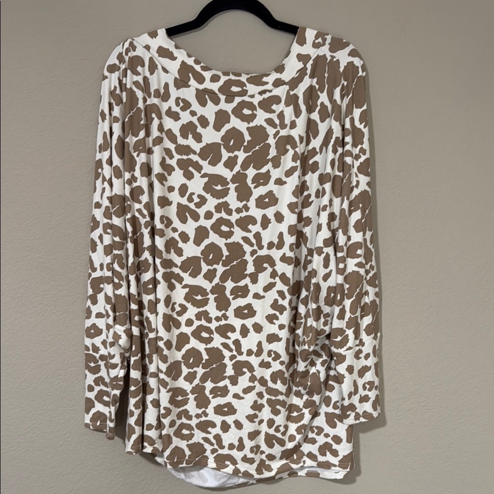 First Love by Lovelyn Stylish Leopard Print Women's Top
